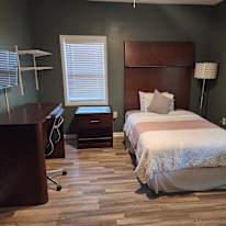 CL&C Property Management and Consulting's room