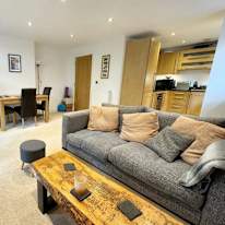 Elliot Martin's room
