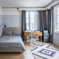 Russian Hill Coliving's room