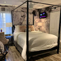 Nakia's room