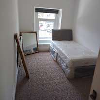 MR SIMON SMART's room