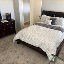 Dezmond's room