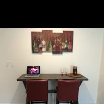 Damien D's room