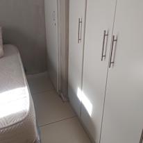 simon's room