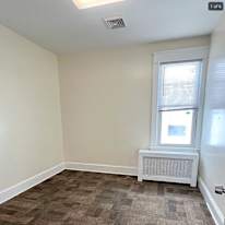Moe's room
