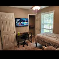 Antonio's room