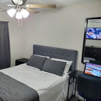 Jason Bryan, Realtor's room