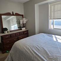 Laura KESSLER's room