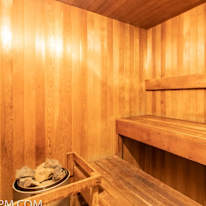 PAN JUN DENI PARK's room