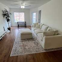 Alcove Rooms's room