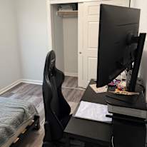 Jose's room