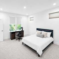 Zeyu's room