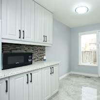 Tolobi Rental's room