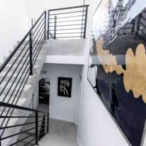 Lesmar's room