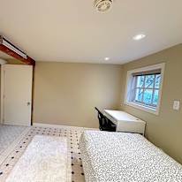 Shirin's room