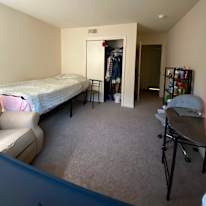 Gulten's room