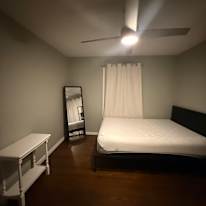 Nubia's room