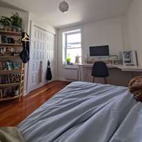 Caroline's room