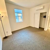 Golden Gate Rentals's room
