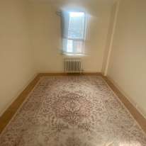Lee's room