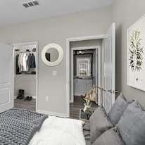Ivan Donalds's room