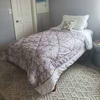 Kyong's room