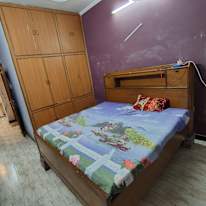 Sumit Shukla's room