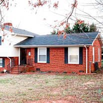 Carolina Realty Link's room