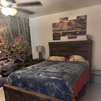 Dan M's room