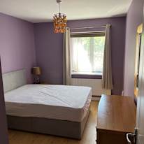 Thomas's room