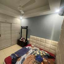Naveen's room