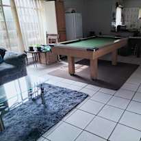 Jeanett's room