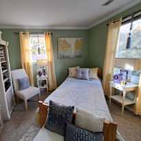 Eva's room