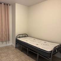 Henrry's room