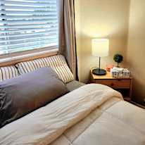 Aron's room