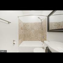 Yun's room