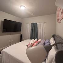Aallisha's room