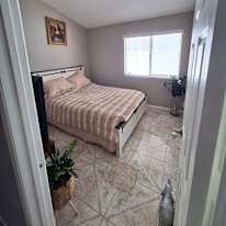 Zee's room