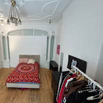 james's room