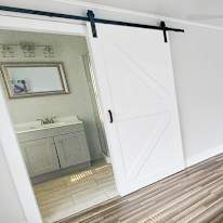 Grand Height Investments's room