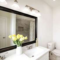 Shariq Khan's room