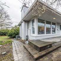 Eloria Amanuel's room