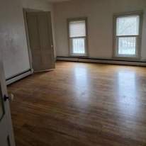 Available now's room