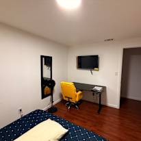 Felipe's room