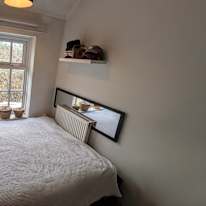 Stephanie's room