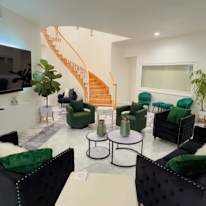 Leonardo's room