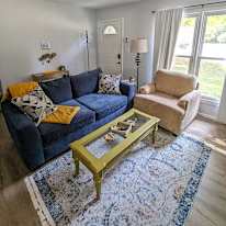 Alcove Rooms's room