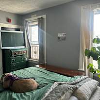 Lamont's room