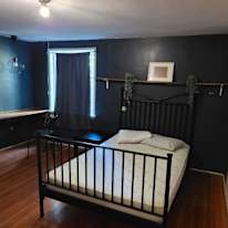 Masoud's room