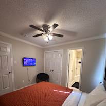 kevin Takam's room